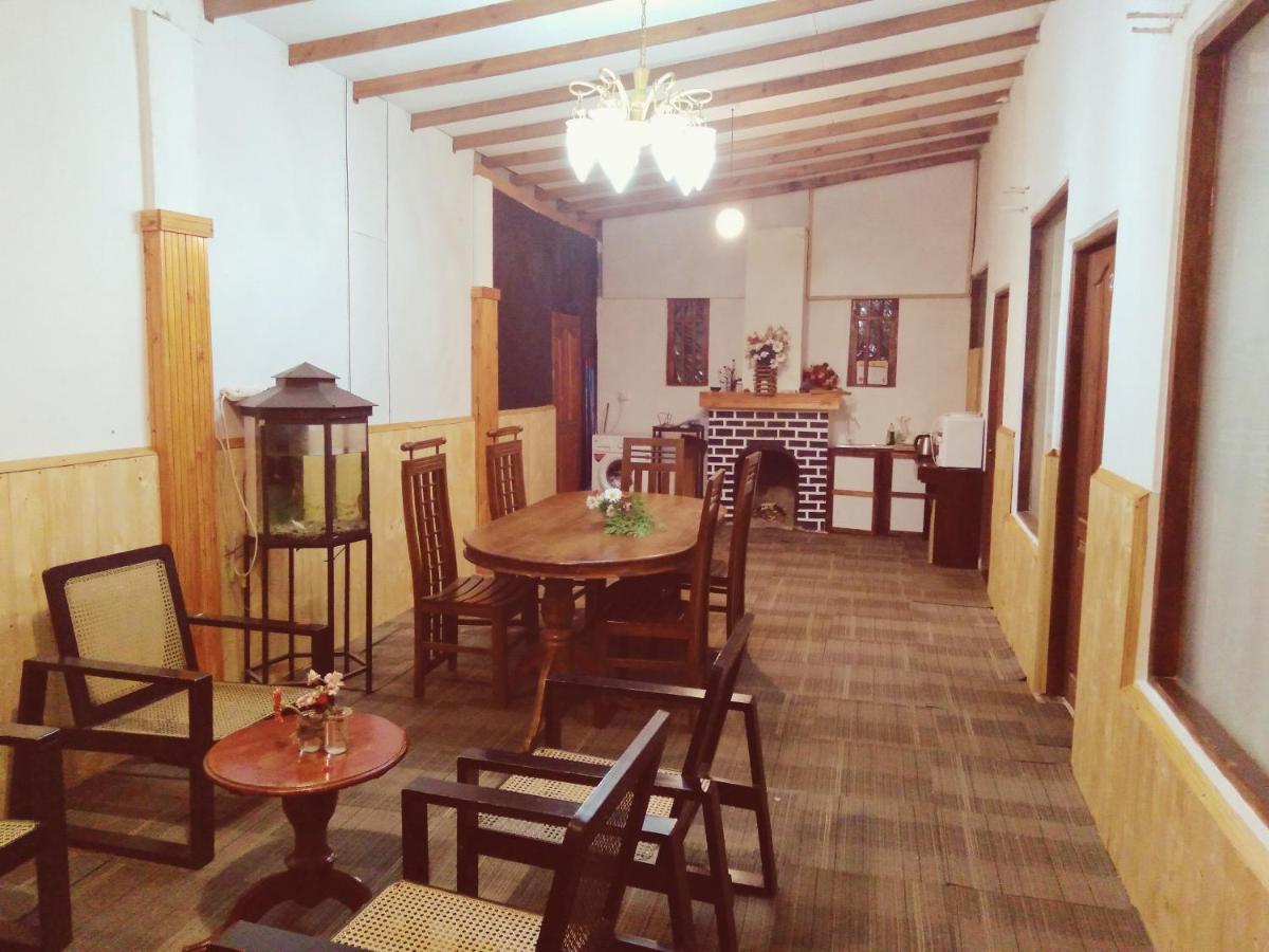 Golden King Guest Bed and Breakfast Nuwara Eliya Buitenkant foto